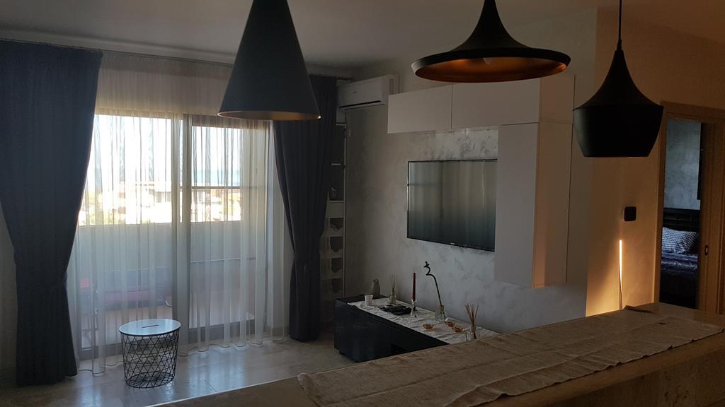Cristian Apartment Constanţa Eksteriør bilde
